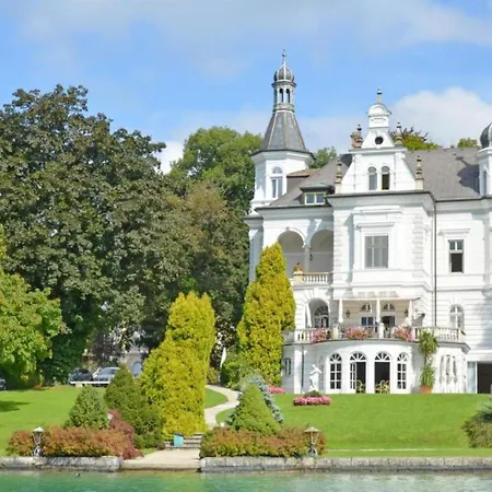 德尔穆思酒店–帕克维拉沃尔斯 Pörtschach am Wörthersee